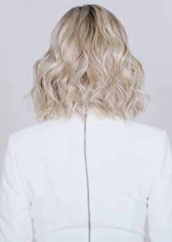 Belle Tress Hand Tied Caliente -Pruik Verkoop belle tress hand tied caliente 3