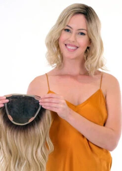 Belle Tress Premium 100% Handmade Topper 14" Wave 11 Belle Tress Premium 100% Handmade Topper 14" Wave -Pruik Verkoop belle tress premium 100 handmade topper 14 wave 4